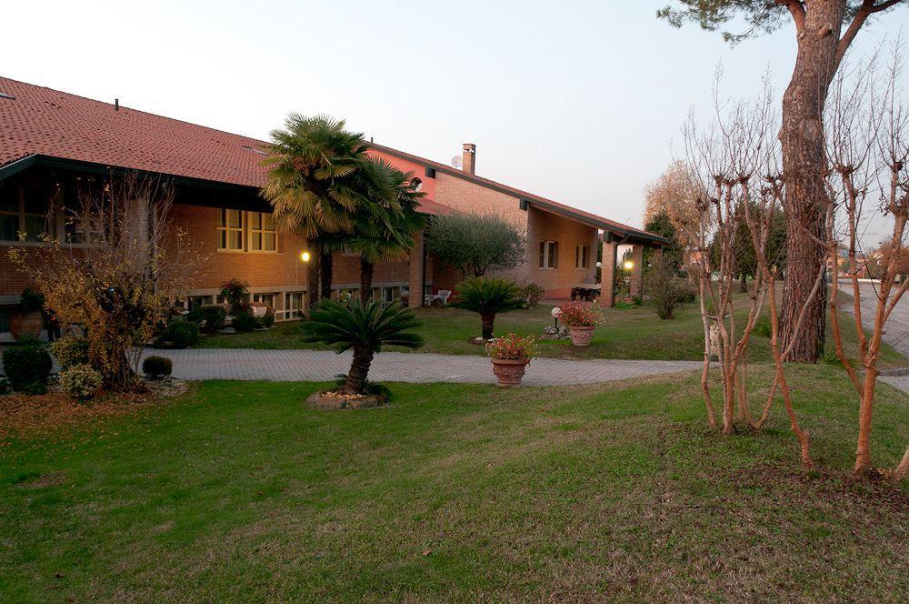 Hotel Villa Isabela Sant'Angelo  Екстер'єр фото